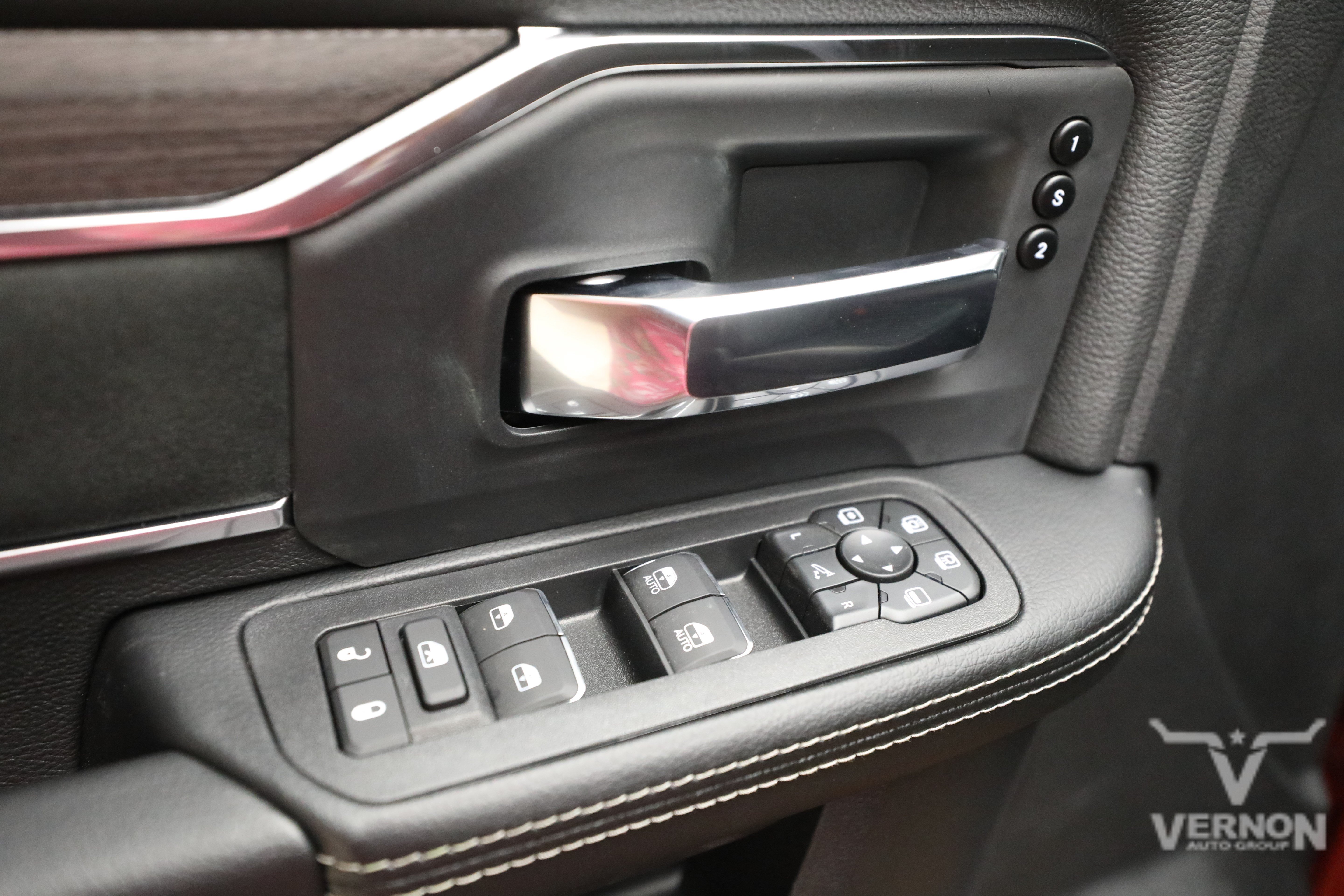 New 2027 RAM 3500 Laramie AWD/4WD image 16