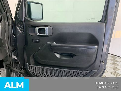 Used 2021 Jeep Wrangler Unlimited Rubicon w/ Dual Top Group image 36