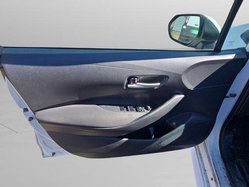 Used 2020 Toyota Corolla LE image 33