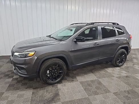 Used 2023 Jeep Cherokee Altitude Lux image 6