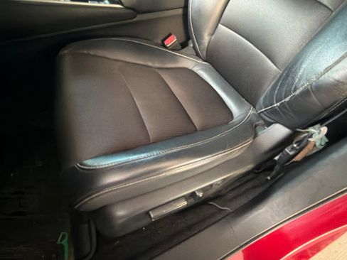 Used 2018 Honda Accord Sport image 16