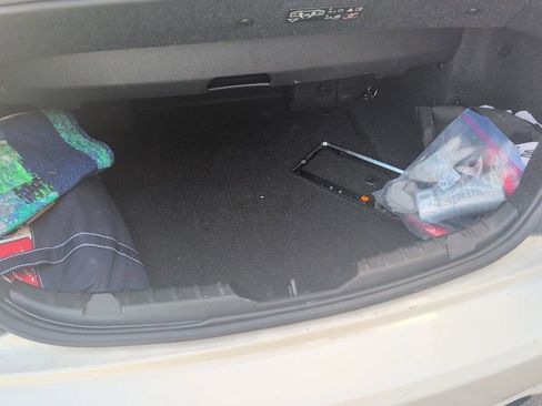 Used 2018 BMW 230i Convertible image 11