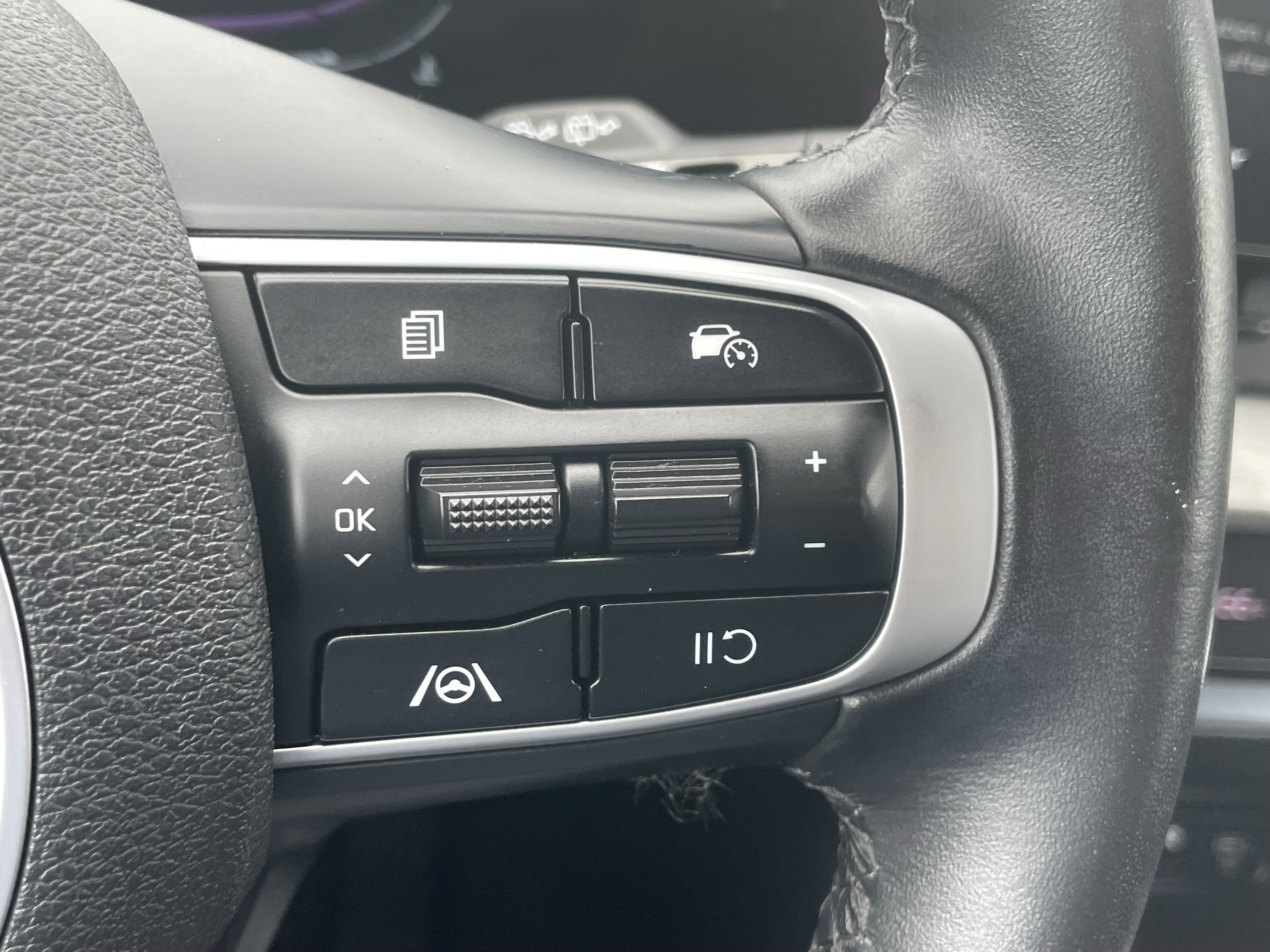 Used 2023 Kia Sportage X-Line AWD/4WD image 16
