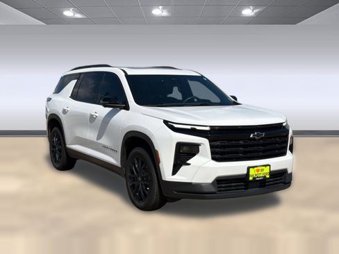 Used 2024 Chevrolet Traverse LT w/ Midnight/Sport Edition FWD image 7