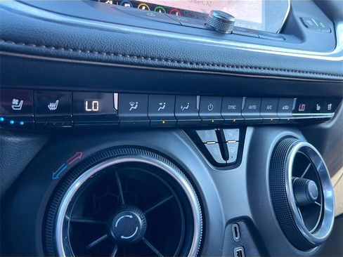 Used 2019 Chevrolet Blazer Premier w/ Sun and Wheels Package image 16