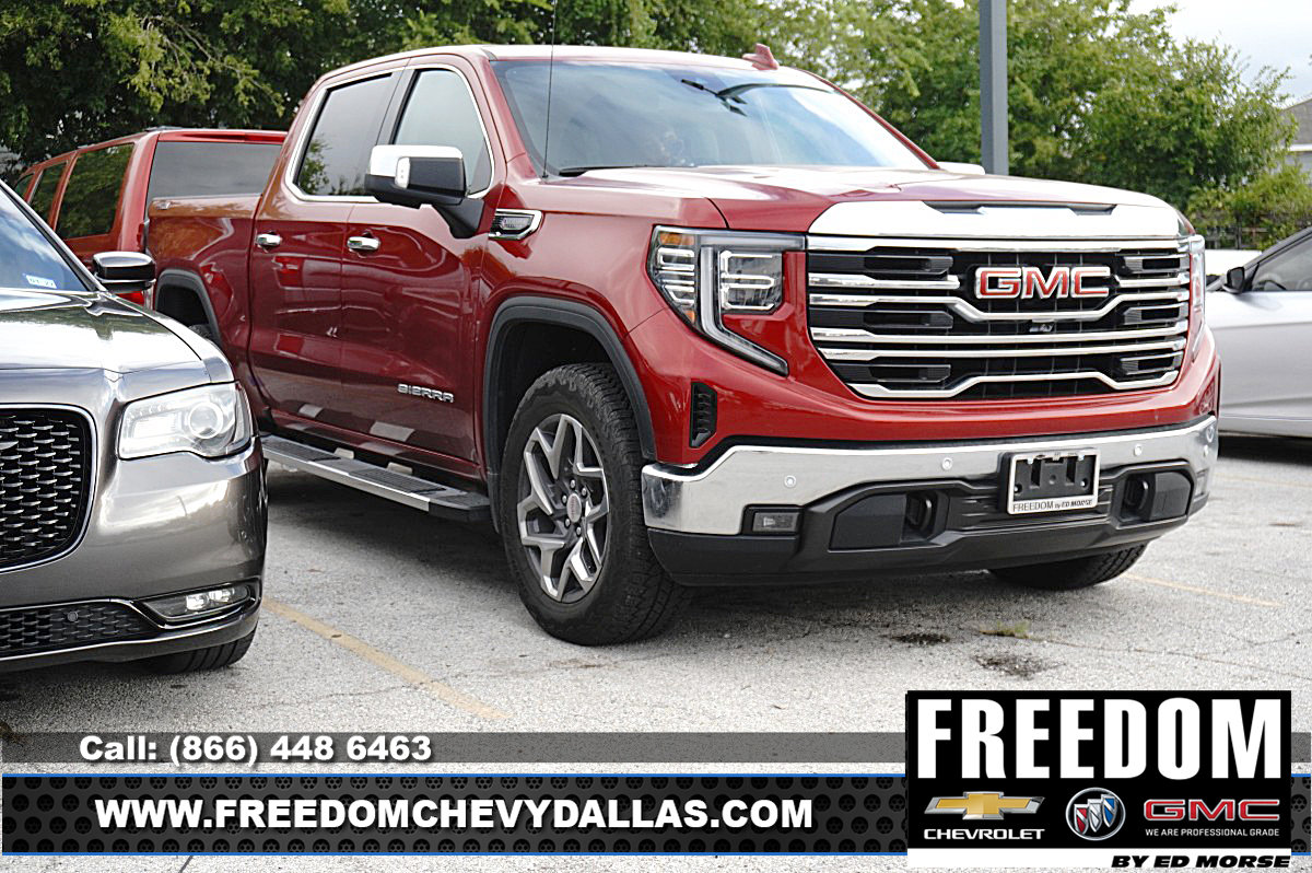 Used 2024 GMC Sierra 1500 SLT AWD/4WD image 1