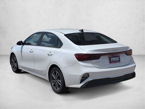 Used 2024 Kia Forte LXS FWD image 8