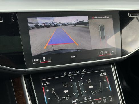 Used 2022 Audi A8 L 3.0T w/ Executive Package AWD/4WD image 21