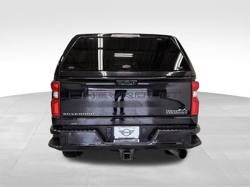 Used 2022 Chevrolet Silverado 3500 High Country w/ Z71 Off-Road Package AWD/4WD image 4