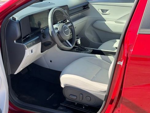 Used 2024 Hyundai Kona SEL FWD image 11
