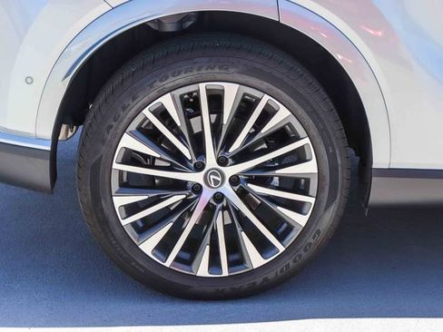 Used 2024 Lexus RX 350 Premium Plus w/ Convenience Package AWD/4WD image 9