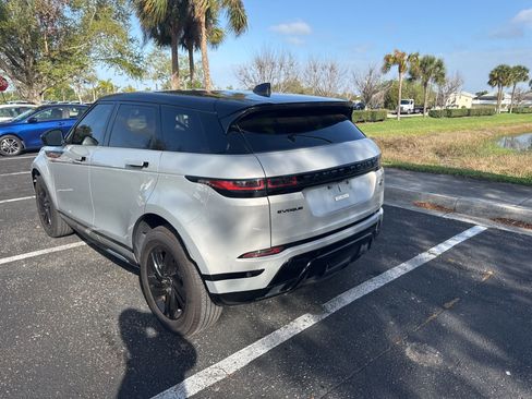 Used 2023 Land Rover Range Rover Evoque R-Dynamic S image 9
