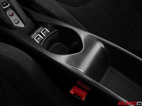 Used 2022 McLaren 765LT RWD image 40