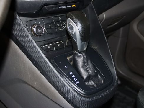 Used 2019 Ford Transit Connect XL FWD image 31