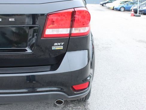 Used 2016 Dodge Journey SXT w/ Comfort/Convenience Group FWD image 40