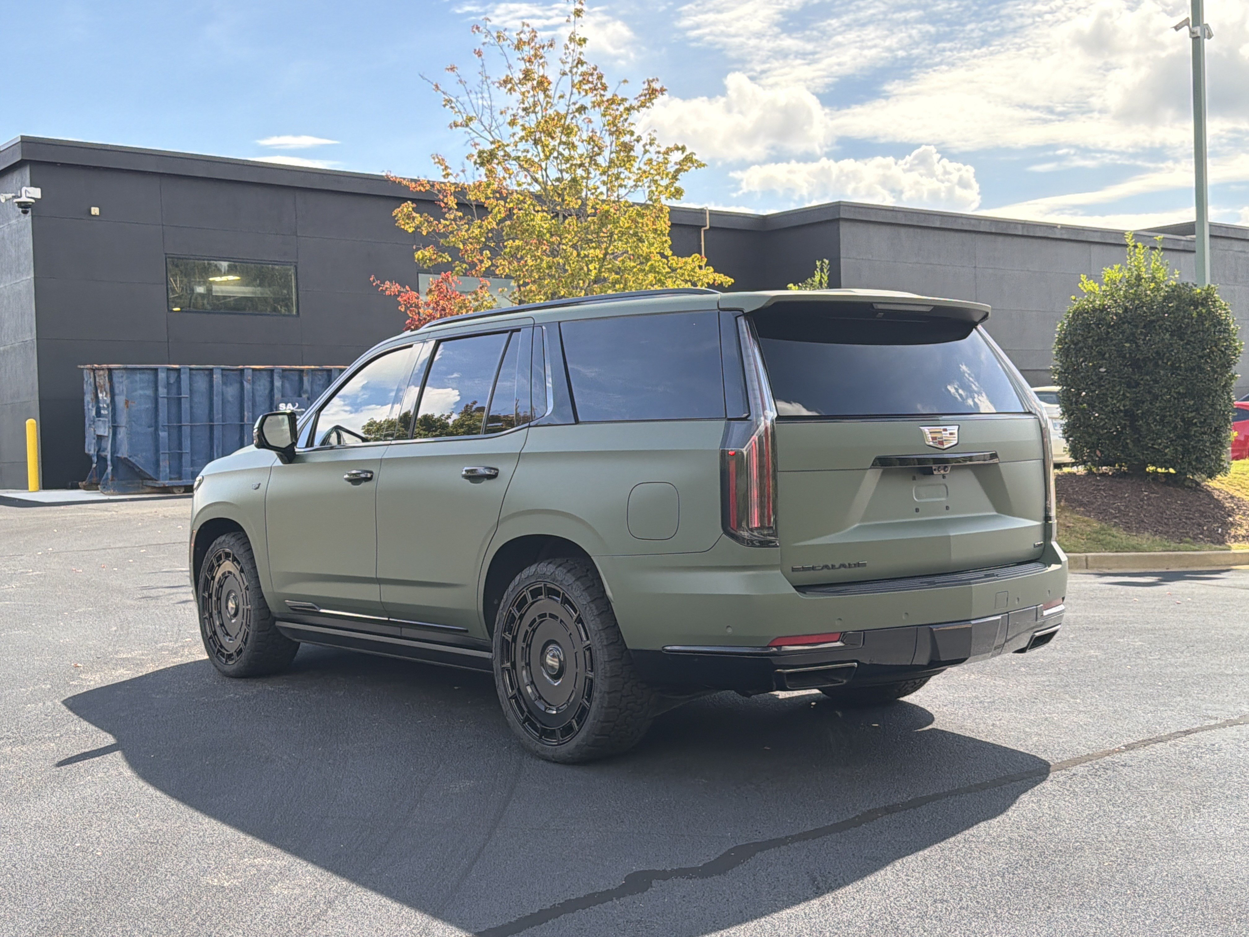 Used 2026 Cadillac Escalade Platinum Sport AWD/4WD image 15