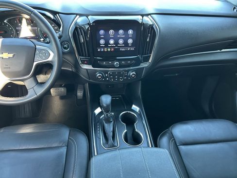 Certified 2023 Chevrolet Traverse LT image 15
