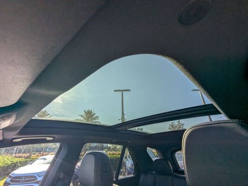 Used 2022 Mercedes-Benz GLE 450 4MATIC image 7