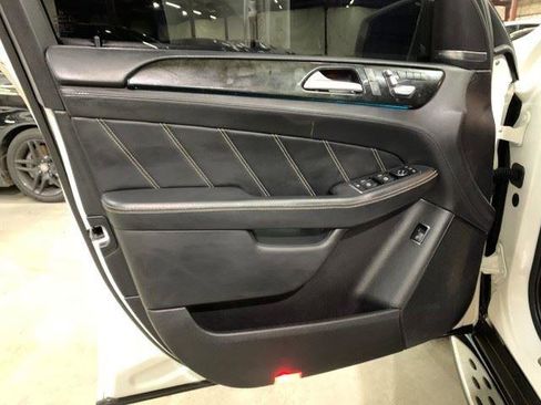 Used 2017 Mercedes-Benz GLE 63 AMG 4MATIC image 28