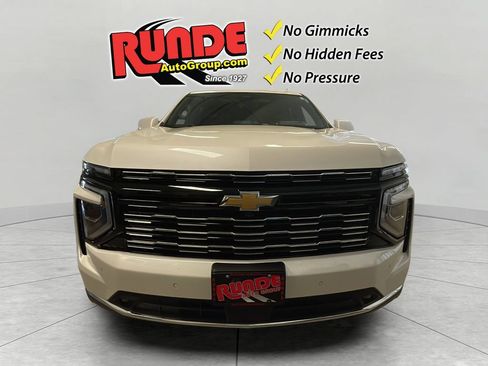 Used 2025 Chevrolet Tahoe High Country w/ Sun And Tow Package AWD/4WD image 9
