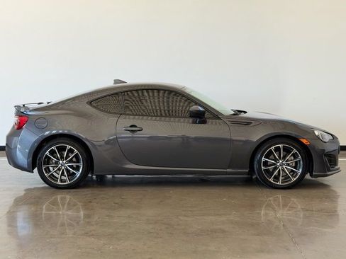 Used 2020 Subaru BRZ Limited RWD image 8