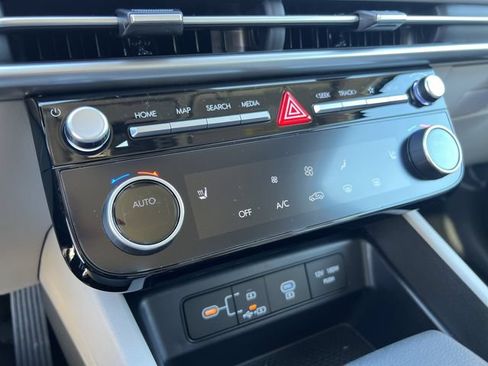 New 2026 Hyundai Tucson SEL FWD image 32