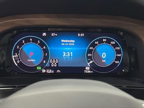 Used 2024 Volkswagen Atlas SE FWD image 16