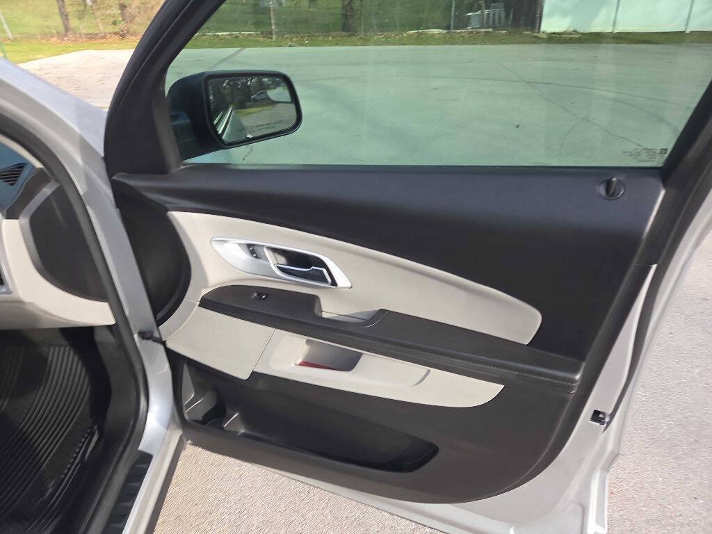 Used 2013 Chevrolet Equinox LS FWD image 24