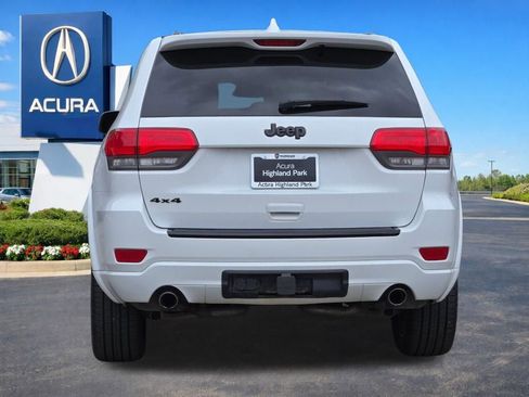Used 2014 Jeep Grand Cherokee Altitude AWD/4WD image 17