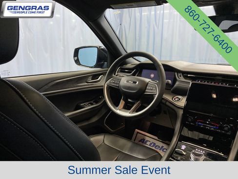Certified 2024 Jeep Grand Cherokee Limited 4xe AWD/4WD image 39
