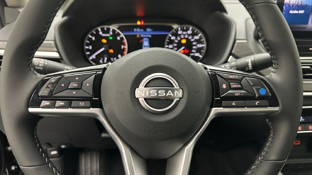 New 2026 Nissan Altima 2.5 SV w/ SV Premium Package AWD/4WD image 15