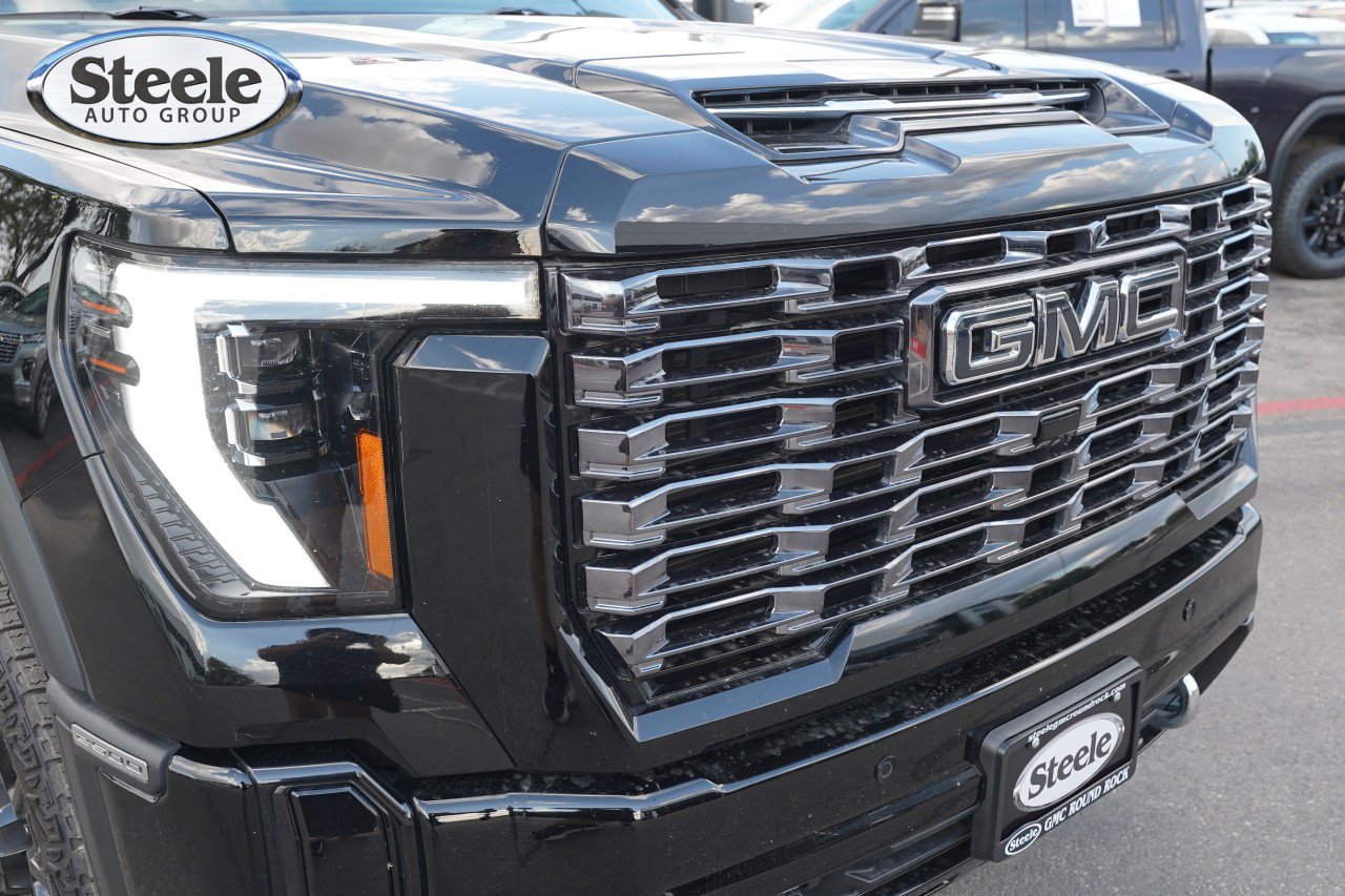 Used 2026 GMC Sierra 2500 Denali Ultimate w/ LPO, GMC Protection Package AWD/4WD image 27