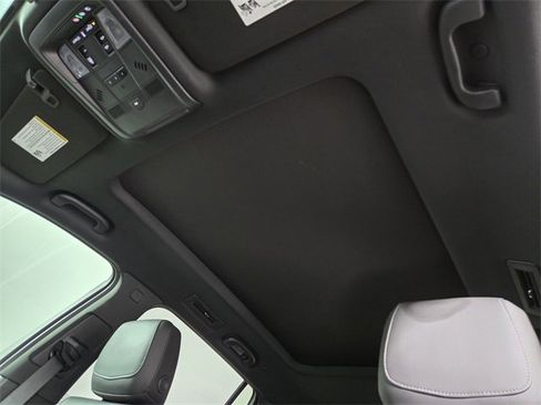 Used 2020 Cadillac XT6 Sport image 21