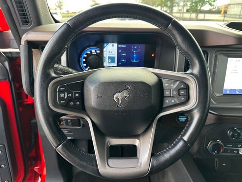 Certified 2023 Ford Bronco Outer Banks w/ Sasquatch Package image 15