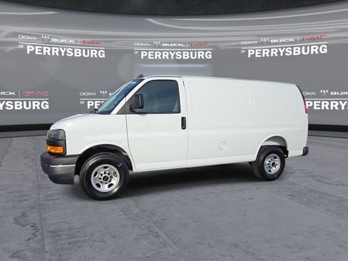 New 2025 GMC Savana 2500 w/ Chrome Appearance Package RWD image 4