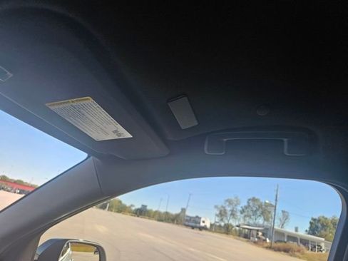 New 2026 Chevrolet Traverse High Country image 21