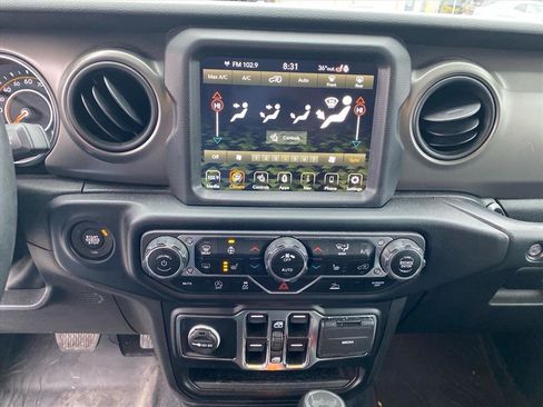 Used 2022 Jeep Wrangler Unlimited Sport w/ Sun And Sound Package AWD/4WD image 11