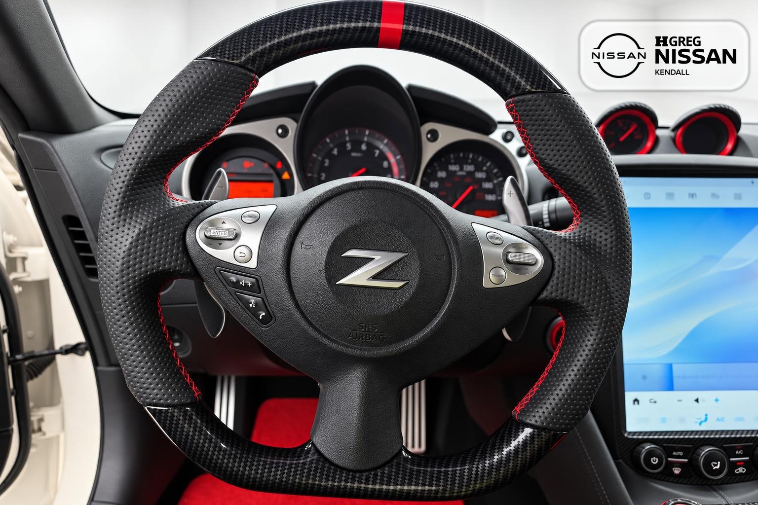 Used 2016 Nissan 370Z Touring RWD image 8