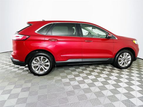 Used 2023 Ford Edge Titanium image 10