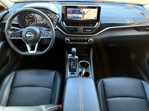 Certified 2024 Nissan Altima 2.5 SR w/ SR Premium Package image 14