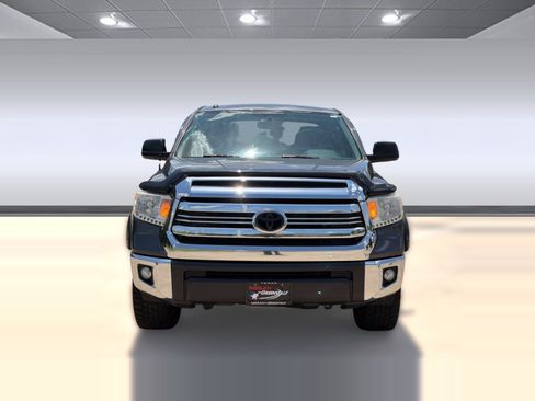 Used 2017 Toyota Tundra SR5 w/ SR5 Upgrade Package RWD image 6