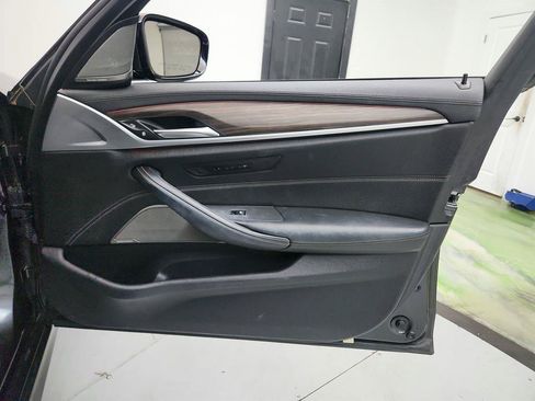 Used 2017 BMW 540i xDrive AWD/4WD image 28