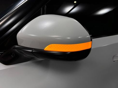 Used 2023 Rivian R1S Adventure image 32