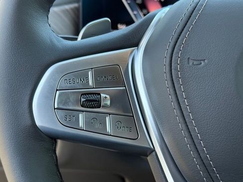 New 2026 BMW X7 xDrive40i w/ Premium Package image 22