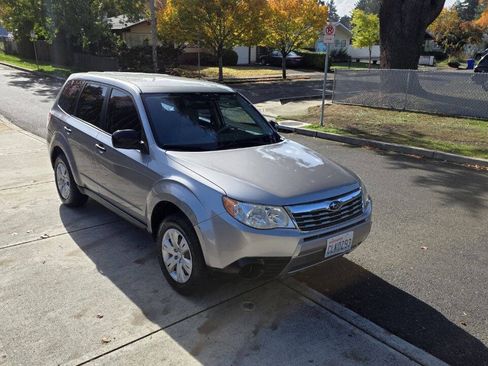 Used 2009 Subaru Forester 2.5X AWD/4WD image 3