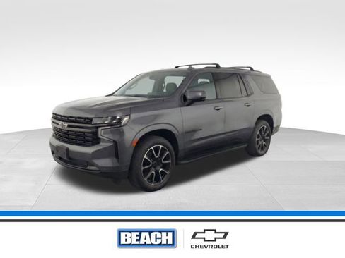 Used 2022 Chevrolet Suburban RST w/ Luxury Package image 1