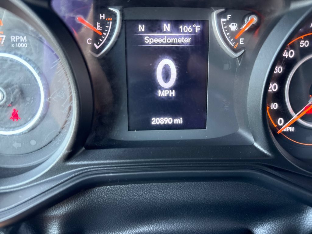 Used 2025 Jeep Wrangler Sport AWD/4WD image 16