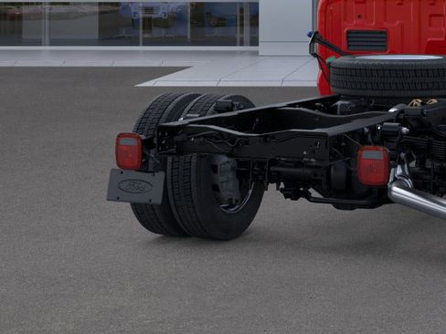 New 2025 Ford F450 Lariat image 21