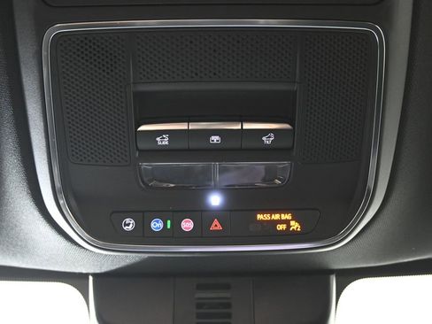 Used 2026 Chevrolet Traverse High Country w/ LPO, Floor Liner Package AWD/4WD image 35