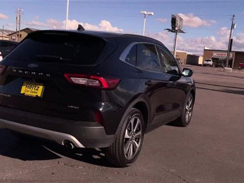 Used 2024 Ford Escape Platinum image 9